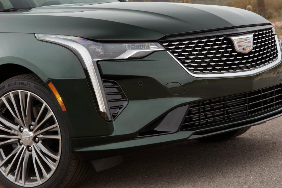 Детали экстерьера Cadillac CT4 Premium Luxury 2019 года  (фото 16 из 28)